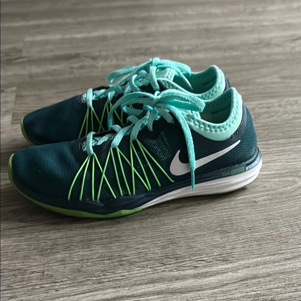 Nike‎ Blue and Green Athletic Shoes with Mesh Design